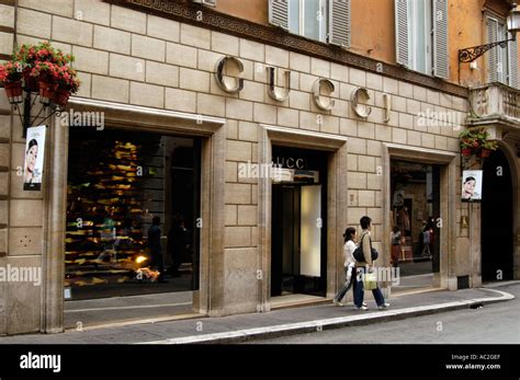 gucci outlet stores in rome italy|gucci florence outlet.